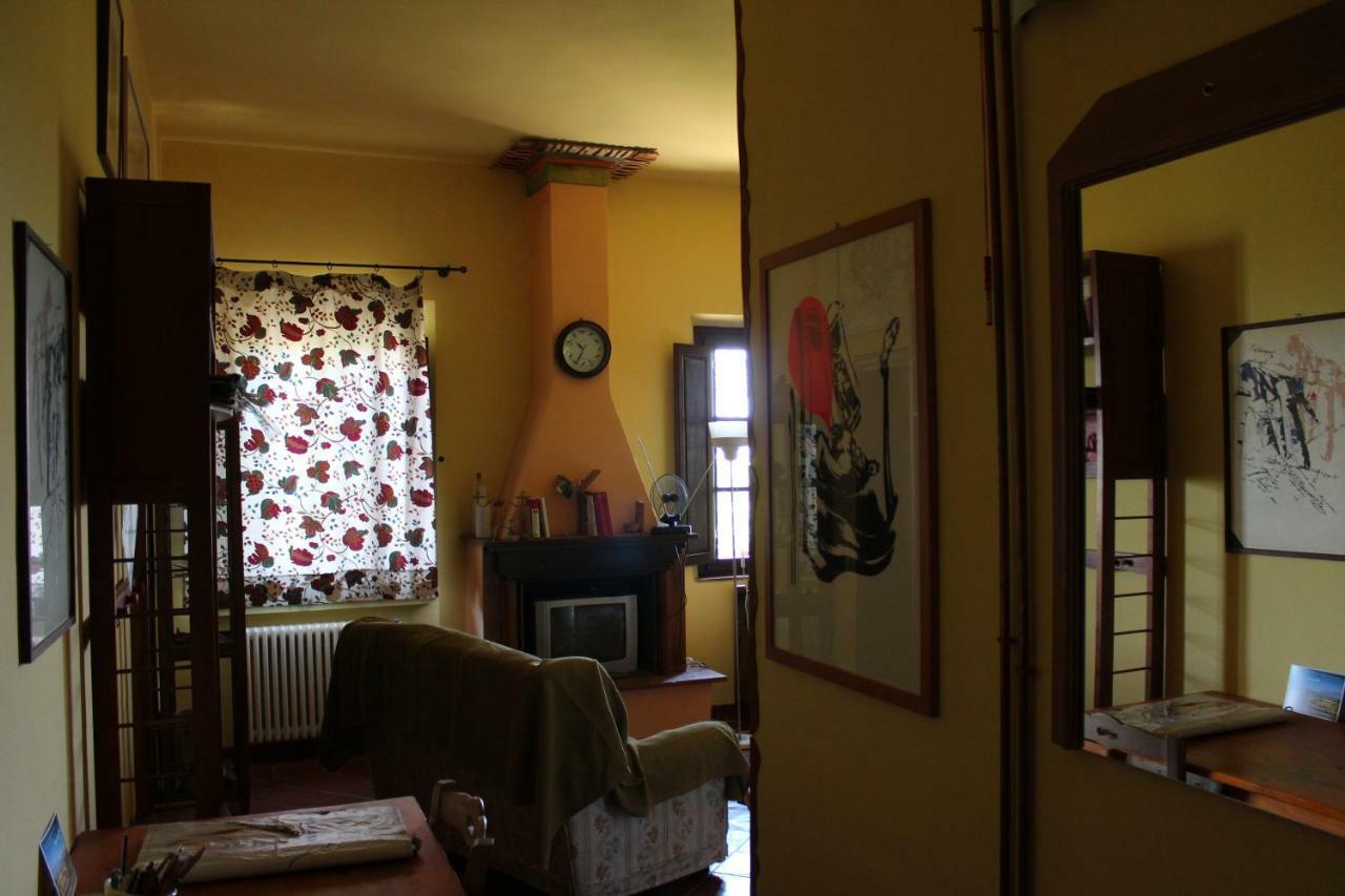 Bio Agriturismo Podere Pretoia San Gimignano Buitenkant foto
